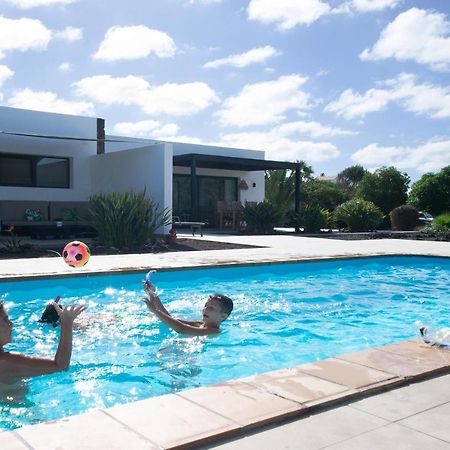 Heated & Shared Pool Villa Matriana 36A, North Shore Villas Lajares Esterno foto