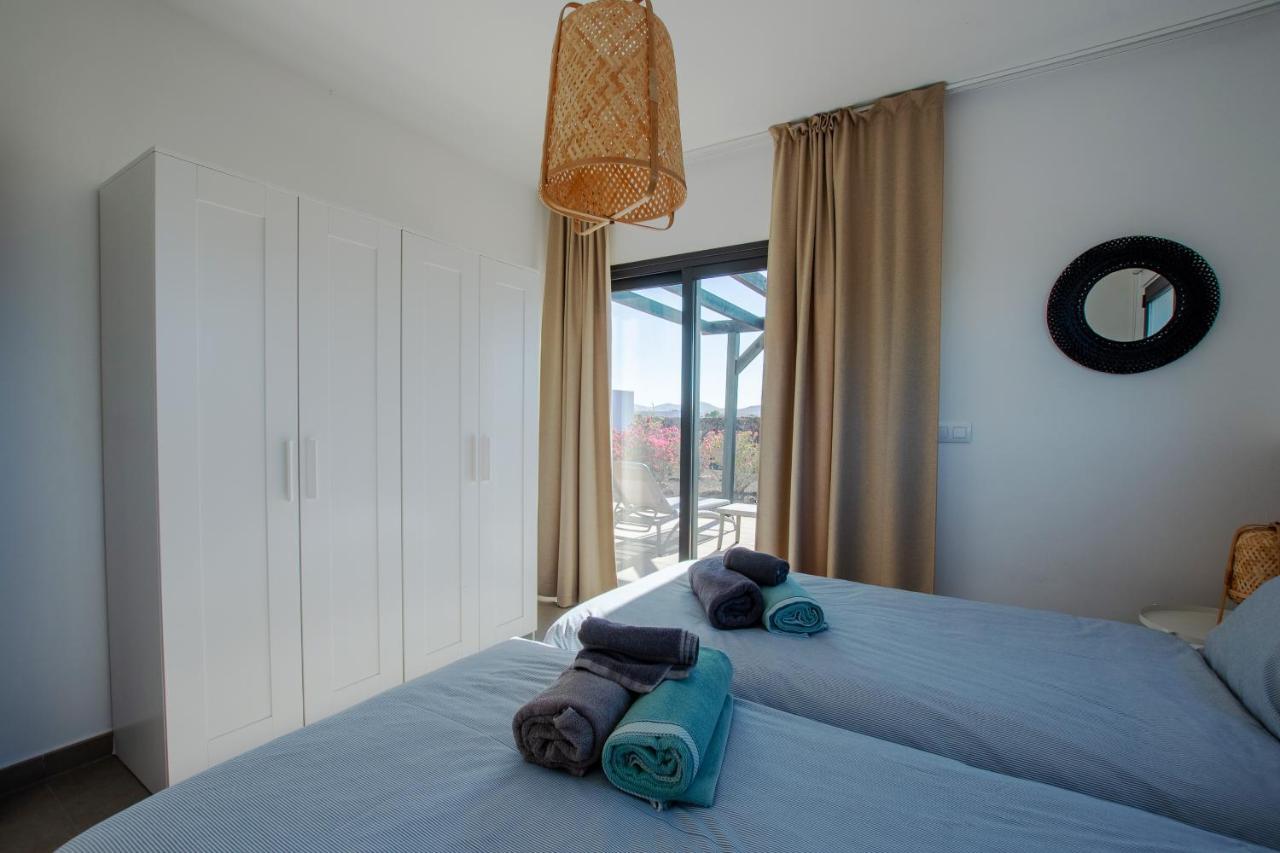 Heated & Shared Pool Villa Matriana 36A, North Shore Villas Lajares Esterno foto